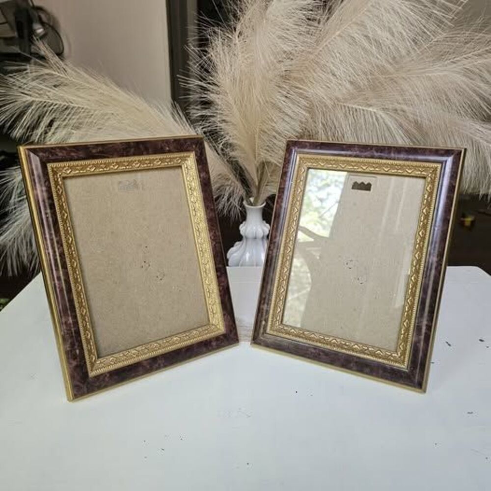 Vintage Style Photo Frames Set of 2 Burl Look Cranberry & Gold Trim 5x7 Portrait